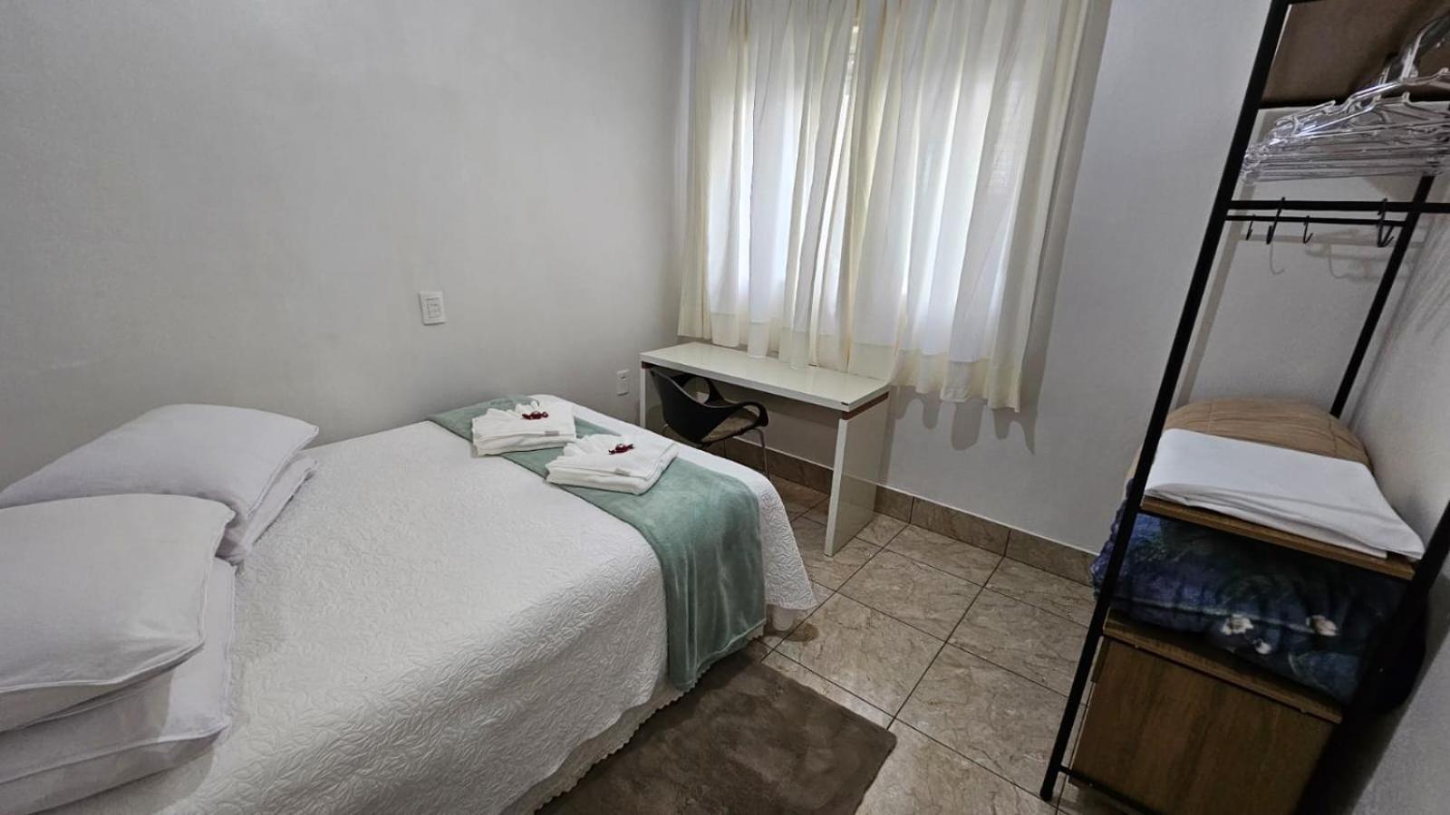 Residencia Bem Localizada Em
